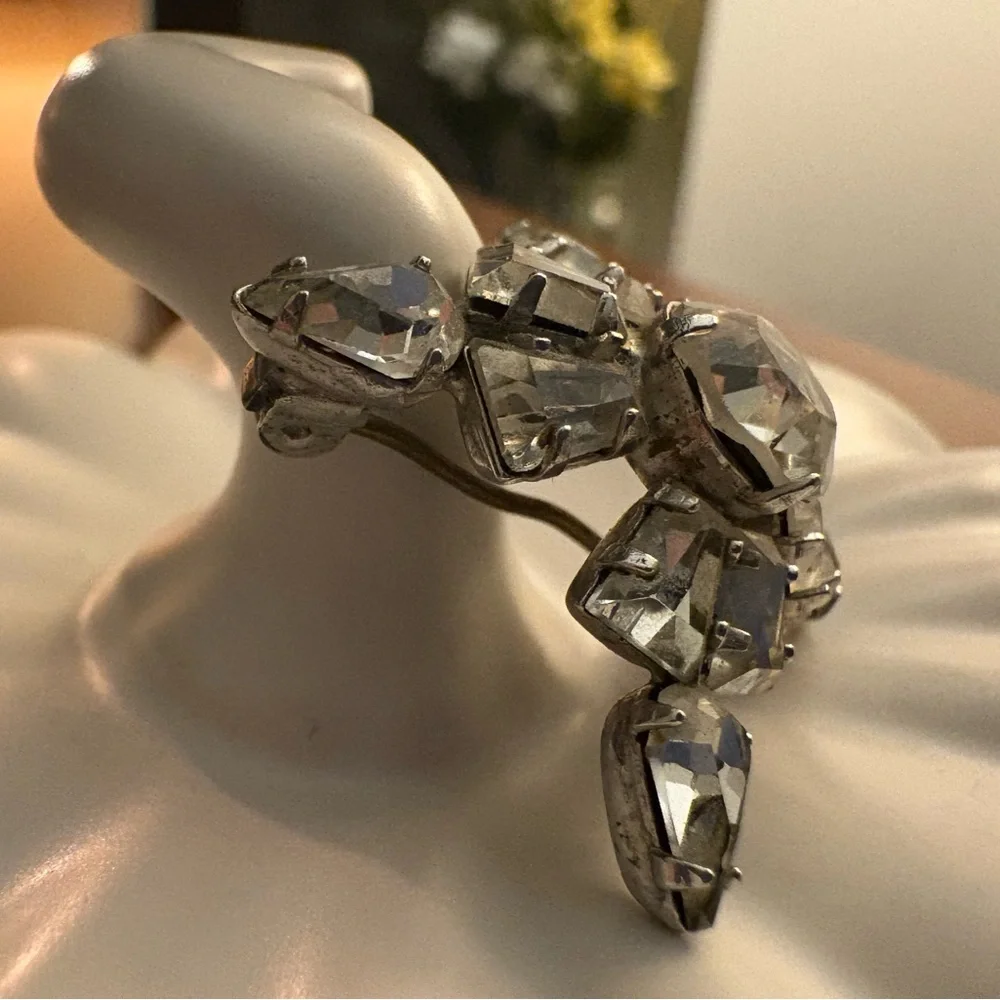 ✨ Vintage 1950s Rhinestone Starburst Brooch ❤️ - Picture 9 of 14